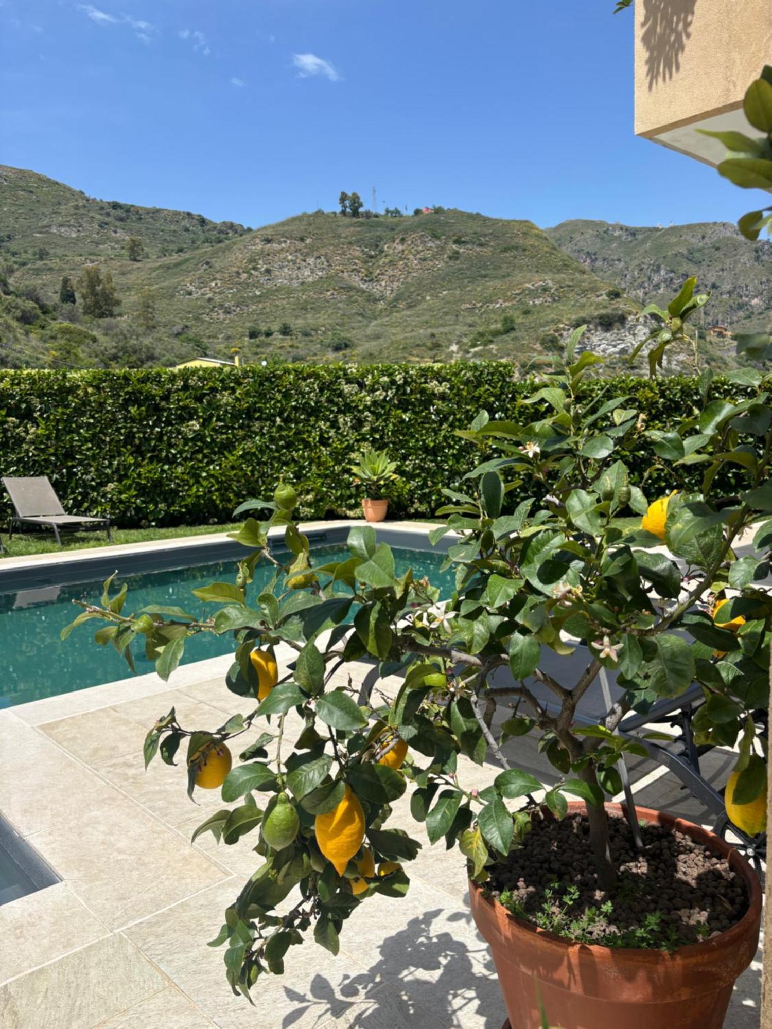 Villa Almond *